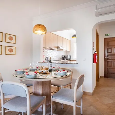 Premium Charming アルブフェイラ